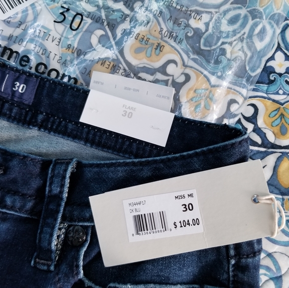 NEW!Miss Me 30 flare flap pocket jeans - Picture 10 of 11